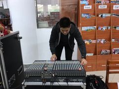 -中加枫华国际学校