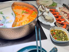 -椰子湾·海南火锅·糟粕醋·椰子鸡(正大广场店)