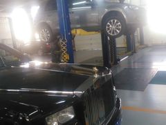 劳斯莱斯四轮定位-博睿通达汽车修理站