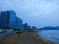 -青岛石老人海水浴场