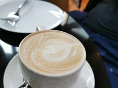 -上海滴水湖皇冠假日酒店