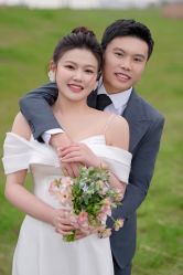 -雪中彩影婚纱摄影·微光艺术中心