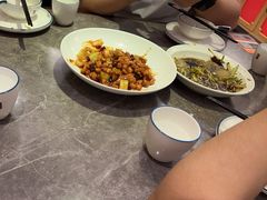 -闫府私房菜(恒隆店)