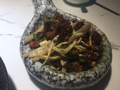 腌菜炒牛肉-姜君·千岛湖鱼头馆(浦东大道店)
