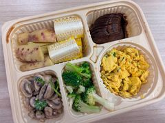 -湖北三五醇酒店·35年新楚菜