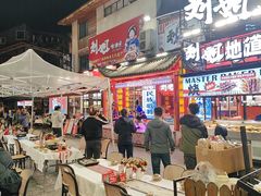 -刘姐啤酒鱼民族演艺餐厅(西街总店)