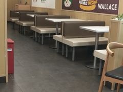 大堂-华莱士·全鸡汉堡(五爱道店)