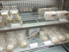 面包甜点陈列柜-DEMO黛慕蛋糕(中泰店)