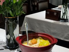 自制鱼汤娃娃菜-狮拾久·现代新加坡料理(壹方城店)