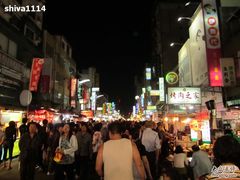 -六合夜市