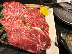 -山川小町·极番烧肉(新地假日广场店)