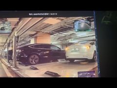 -TESLA 特斯拉(上海太古汇体验店)