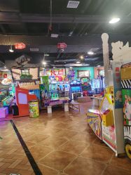 -卡通尼乐园(银泰店)