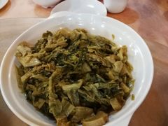 -年辉渔村·非遗传承餐厅(新丰江店)