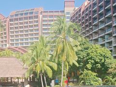 -三亚湾海居铂尔曼度假酒店