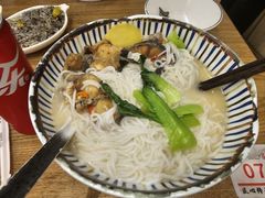 -鲜越鲜鱼粉(财富购物中心店)