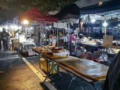 -吴山路夜市