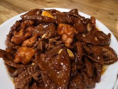 小传统老爆三-陈傻子餐厅(世纪都会店)