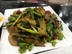 -芳芳餐厅(白沙路店)