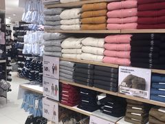 -优衣库(青岛伟东乐客城店)