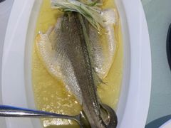 -万龙洲海鲜(大兴绿地缤纷城店)