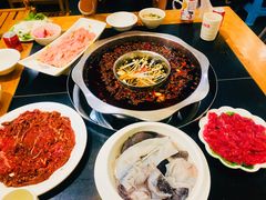 -锅首鲜品火锅(鸳鸯店)