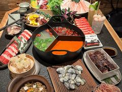 -三出山火锅(南京万象天地店)