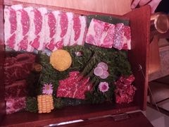 和牛盛合五品-MIKOMIKO和牛烧肉专门店(南门店)