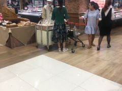 -永旺黄岛购物中心