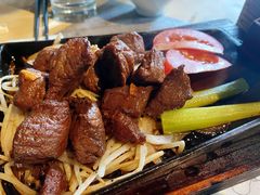 铁锄牛排-穹六人间 people 6(岳阳路店)