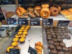 -Dough&Joe团憩(瑞虹天地月亮湾店)