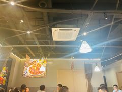 -鑫郭氏·南昌20年大排档(红谷滩旗舰店)