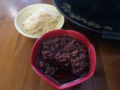 -丽虹云南过桥米线(兴工街店)