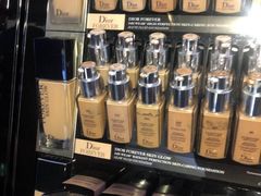 -文艺复兴百货(米兰大教堂广场店)