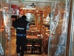 门面-三个大叔烤羊肉串·炭炉砂锅菜(西三旗店)