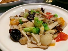 炒八珍菌-山外山菜馆(玉泉路店)