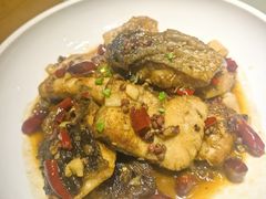 -黄泥岗·地道湖北菜(奥特莱斯店)