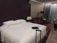 -广州天河希尔顿酒店