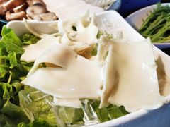 新鲜的猪黄喉-锅说大脸毛肚重庆老火锅(佐阾店)