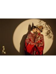 -樱花婚纱摄影
