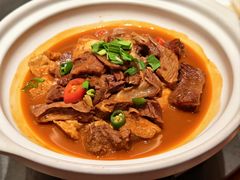油豆腐烧牛腩-鸽子侯·家宴·平价海鲜(绿地店)