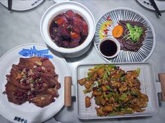 -小菜园新徽菜(芜湖镜湖苏宁店)
