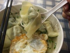 -潘国仙耳光馄饨(黄家阙路店)