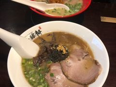 -一豚轩·烧鸟·豚骨拉面(五四路店)