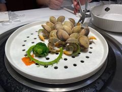 -亚龙湾希尔顿自助餐厅·海鲜·烧烤·沙滩BBQ·现场乐队