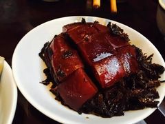 梅干菜扣肉-咸亨酒店•非遗绍兴菜•中华老字号(堂吃餐厅)