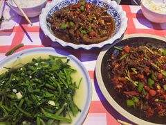 -饶品富牛魔王辣味烧菜馆(船山路总店)