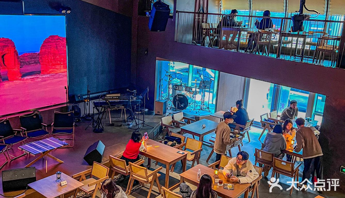 大连新店🏕️不用逃离城市喧嚣的室内露营咖啡