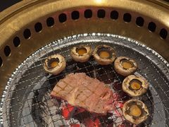 -山川小町·极番烧肉(新地假日广场店)
