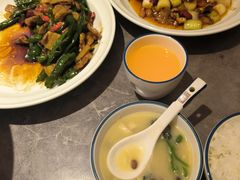 -闫府私房菜·老字号(恒隆店)